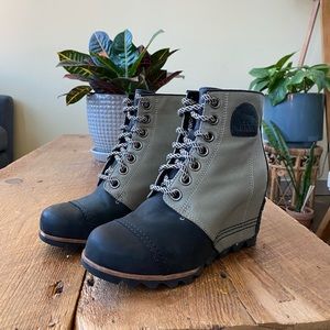 Sorel Women’s PDX Wedge Boot, Size 7